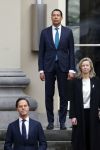 Den haag 10 januari 2022
Balkonscene nieuwe kabinet op paleis Noordeinde.
Koning Willem Alexander Mark Rutte Wopke Hoekstra Hugo de Jonge Kasja ollongren Liesje Schreinemacher Franc Weerwind Dilan Yesilgoz Hanke Bruins Robbert Dijkgraaf Dennis Wiersma Mark Harbers Micky Adriaansens Rob Jetten Henk Staghouwer Christianne v d Wal Karien v Gennip Carola Schouten Ernst Kuipers en Conny Helder .