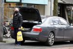 Amsterdam 4 januari 2021
Harry mens doet boodschappen op de beethovenstraat