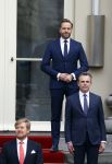 Den haag 10 januari 2022
Balkonscene nieuwe kabinet op paleis Noordeinde.
Koning Willem Alexander Mark Rutte Wopke Hoekstra Hugo de Jonge Kasja ollongren Liesje Schreinemacher Franc Weerwind Dilan Yesilgoz Hanke Bruins Robbert Dijkgraaf Dennis Wiersma Mark Harbers Micky Adriaansens Rob Jetten Henk Staghouwer Christianne v d Wal Karien v Gennip Carola Schouten Ernst Kuipers en Conny Helder .