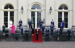 Den haag 10 januari 2022
Balkonscene nieuwe kabinet op paleis Noordeinde.
Koning Willem Alexander Mark Rutte Wopke Hoekstra Hugo de Jonge Kasja ollongren Liesje Schreinemacher Franc Weerwind Dilan Yesilgoz Hanke Bruins Robbert Dijkgraaf Dennis Wiersma Mark Harbers Micky Adriaansens Rob Jetten Henk Staghouwer Christianne v d Wal Karien v Gennip Carola Schouten Ernst Kuipers en Conny Helder .