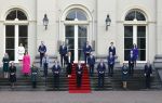 Den haag 10 januari 2022
Balkonscene nieuwe kabinet op paleis Noordeinde.
Koning Willem Alexander Mark Rutte Wopke Hoekstra Hugo de Jonge Kasja ollongren Liesje Schreinemacher Franc Weerwind Dilan Yesilgoz Hanke Bruins Robbert Dijkgraaf Dennis Wiersma Mark Harbers Micky Adriaansens Rob Jetten Henk Staghouwer Christianne v d Wal Karien v Gennip Carola Schouten Ernst Kuipers en Conny Helder .
