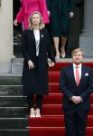 Den haag 10 januari 2022
Balkonscene nieuwe kabinet op paleis Noordeinde.
Koning Willem Alexander Mark Rutte Wopke Hoekstra Hugo de Jonge Kasja ollongren Liesje Schreinemacher Franc Weerwind Dilan Yesilgoz Hanke Bruins Robbert Dijkgraaf Dennis Wiersma Mark Harbers Micky Adriaansens Rob Jetten Henk Staghouwer Christianne v d Wal Karien v Gennip Carola Schouten Ernst Kuipers en Conny Helder .