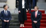 Den haag 10 januari 2022
Balkonscene nieuwe kabinet op paleis Noordeinde.
Koning Willem Alexander Mark Rutte Wopke Hoekstra Hugo de Jonge Kasja ollongren Liesje Schreinemacher Franc Weerwind Dilan Yesilgoz Hanke Bruins Robbert Dijkgraaf Dennis Wiersma Mark Harbers Micky Adriaansens Rob Jetten Henk Staghouwer Christianne v d Wal Karien v Gennip Carola Schouten Ernst Kuipers en Conny Helder .