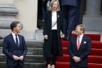 Den haag 10 januari 2022
Balkonscene nieuwe kabinet op paleis Noordeinde.
Koning Willem Alexander Mark Rutte Wopke Hoekstra Hugo de Jonge Kasja ollongren Liesje Schreinemacher Franc Weerwind Dilan Yesilgoz Hanke Bruins Robbert Dijkgraaf Dennis Wiersma Mark Harbers Micky Adriaansens Rob Jetten Henk Staghouwer Christianne v d Wal Karien v Gennip Carola Schouten Ernst Kuipers en Conny Helder .