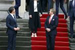 Den haag 10 januari 2022
Balkonscene nieuwe kabinet op paleis Noordeinde.
Koning Willem Alexander Mark Rutte Wopke Hoekstra Hugo de Jonge Kasja ollongren Liesje Schreinemacher Franc Weerwind Dilan Yesilgoz Hanke Bruins Robbert Dijkgraaf Dennis Wiersma Mark Harbers Micky Adriaansens Rob Jetten Henk Staghouwer Christianne v d Wal Karien v Gennip Carola Schouten Ernst Kuipers en Conny Helder .