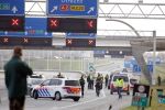 Maarssen 6 januari 2021
De A2 bij Maarssen is 2 uur afgesloten geweest na een achtervolging wat met mogelijke aanslag op John v d Heuvel te maken had.