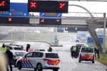 Maarssen 6 januari 2021
De A2 bij Maarssen is 2 uur afgesloten geweest na een achtervolging wat met mogelijke aanslag op John v d Heuvel te maken had.