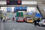 Maarssen 6 januari 2021
De A2 bij Maarssen is 2 uur afgesloten geweest na een achtervolging wat met mogelijke aanslag op John v d Heuvel te maken had.
