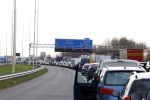 Maarssen 6 januari 2021
De A2 bij Maarssen is 2 uur afgesloten geweest na een achtervolging wat met mogelijke aanslag op John v d Heuvel te maken had.