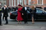 Den Haag 8 december 2021
Prinses Amalia arriveert voor de buitengewone vergadering van de Raad van State. Naast de prinses waren ook koning Willem Alexander en koningin Maxima bij de buitengewone vergadering aanwezig.
Na de vergadering ging Amalia in de tuin een boom planten.