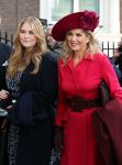 Den Haag 8 december 2021
Prinses Amalia arriveert voor de buitengewone vergadering van de Raad van State. Naast de prinses waren ook koning Willem Alexander en koningin Maxima bij de buitengewone vergadering aanwezig.
Na de vergadering ging Amalia in de tuin een boom planten.