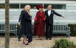 Den Haag 8 december 2021
Prinses Amalia arriveert voor de buitengewone vergadering van de Raad van State. Naast de prinses waren ook koning Willem Alexander en koningin Maxima bij de buitengewone vergadering aanwezig.
Na de vergadering ging Amalia in de tuin een boom planten.