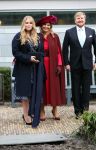 Den Haag 8 december 2021
Prinses Amalia arriveert voor de buitengewone vergadering van de Raad van State. Naast de prinses waren ook koning Willem Alexander en koningin Maxima bij de buitengewone vergadering aanwezig.
Na de vergadering ging Amalia in de tuin een boom planten.