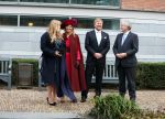 Den Haag 8 december 2021
Prinses Amalia arriveert voor de buitengewone vergadering van de Raad van State. Naast de prinses waren ook koning Willem Alexander en koningin Maxima bij de buitengewone vergadering aanwezig.
Na de vergadering ging Amalia in de tuin een boom planten.