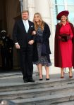 Den Haag 8 december 2021
Prinses Amalia arriveert voor de buitengewone vergadering van de Raad van State. Naast de prinses waren ook koning Willem Alexander en koningin Maxima bij de buitengewone vergadering aanwezig.
Na de vergadering ging Amalia in de tuin een boom planten.