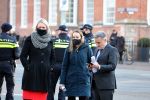 Den Haag 8 december 2021
Prinses Amalia arriveert voor de buitengewone vergadering van de Raad van State. Naast de prinses waren ook koning Willem Alexander en koningin Maxima bij de buitengewone vergadering aanwezig.
Na de vergadering ging Amalia in de tuin een boom planten. RVD