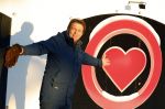 Amsterdam 21 december 2021
Robert ten Brink en zijn vrouw bij opnames all you need is love op museumplein.