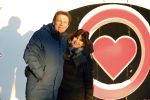 Amsterdam 21 december 2021
Robert ten Brink en zijn vrouw bij opnames all you need is love op museumplein.