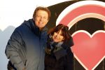 Amsterdam 21 december 2021
Robert ten Brink en zijn vrouw bij opnames all you need is love op museumplein.