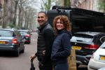 Amsterdam 4 december 2021
Ruud Gullit en zijn vriendin Karin de Rooij in Amsterdam zuid