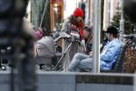Amsterdam 3 januari 2021
Sander lantiga en zijn vrouw aan het wandelen met hun dochter en baby