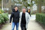 Amsterdam 18 december 2021
Wolter Kroes en zijn broer aan het wanelen in het vondelpark.