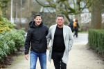 Amsterdam 18 december 2021
Wolter Kroes en zijn broer aan het wanelen in het vondelpark.