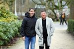 Amsterdam 18 december 2021
Wolter Kroes en zijn broer aan het wanelen in het vondelpark.