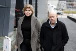 Hilversum 29 december 2022
Bij Beeld en Geluid op het mediapark  konden mensen afscheid nemen van Han Peekel . Dennis Jansen en Angela de Jong