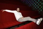 Hilversum 9 januari 2023
Arjan Lubach wordt bij beeld en Geluid gekozen tot mediapersoon van 2022. Andre v Duin reikt hem de prijs uit .
