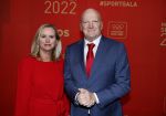 Amsterdam 21 december 2022
Sportman en Sportvrouw van het jaar Gala in AFAS Live.
Arnold Karskens met partner