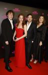 Amsterdam 16 januari 2023
Premiere Fijn weekend in Tuschinski.
De cast bestaat uit oa Sarah Chronis Carolien Spoor Jon karthaus Lisa Zweerman Steef de Bot Kay Greidanus en Aus Greidanus sr. Bertrie Wierenga