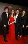 Amsterdam 16 januari 2023
Premiere Fijn weekend in Tuschinski.
De cast bestaat uit oa Sarah Chronis Carolien Spoor Jon karthaus Lisa Zweerman Steef de Bot Kay Greidanus en Aus Greidanus sr. Bertrie Wierenga