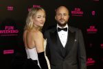 Amsterdam 16 januari 2023
Premiere Fijn weekend in Tuschinski.
De cast bestaat uit oa Sarah Chronis Carolien Spoor Jon karthaus Lisa Zweerman Steef de Bot Kay Greidanus en Aus Greidanus sr.
