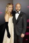 Amsterdam 16 januari 2023
Premiere Fijn weekend in Tuschinski.
De cast bestaat uit oa Sarah Chronis Carolien Spoor Jon karthaus Lisa Zweerman Steef de Bot Kay Greidanus en Aus Greidanus sr.