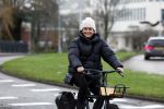Amsterdam 4 januari 2023
Caroline Tensen op haar electrische v Moof fiets in Amsterdam zuid.