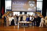 Almere 3 januari 2022
Presentatie cast Les Miserables in Almere .
Milan van Waardenburg, Freek Bartels, Rene van Kooten, Vajen van den Bosch, Ellen Pieters, Channah Hewitt, Michael Muyderman, Yannick Pluggers, Hans Cornelissen, Erwin van Lambaart, Ruud de Graaf, Yoran de Bont, Sem van der Heijden, Mark Roy Luykx, Donna Jo Aerts, Lisanne Veeneman, Sem Gerritsma, Janne Kolpa en James Powell bij de eerste repetitiedag van Les Miserables in de Kunstlinie in Almere.