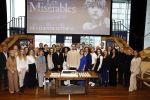 Almere 3 januari 2022
Presentatie cast Les Miserables in Almere .
Milan van Waardenburg, Freek Bartels, Rene van Kooten, Vajen van den Bosch, Ellen Pieters, Channah Hewitt, Michael Muyderman, Yannick Pluggers, Hans Cornelissen, Erwin van Lambaart, Ruud de Graaf, Yoran de Bont, Sem van der Heijden, Mark Roy Luykx, Donna Jo Aerts, Lisanne Veeneman, Sem Gerritsma, Janne Kolpa en James Powell bij de eerste repetitiedag van Les Miserables in de Kunstlinie in Almere.
