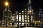 Amsterdam 20 en 22 december 2022
Kerstsfeer op de dam met het Paleis op de dam de Bijenkorf en Beursplein 5