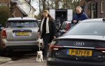 Laren Blaricum 6 januari 2022
Dennis Bergkamp en zijn vrouw Henriette in het centrum van Laren . Ze hebben een nieuw huis / villa gekocht in Blaricum .