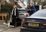 Laren Blaricum 6 januari 2022
Dennis Bergkamp en zijn vrouw Henriette in het centrum van Laren . Ze hebben een nieuw huis / villa gekocht in Blaricum .