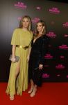 Amsterdam 16 januari 2023
Premiere Fijn weekend in Tuschinski.
De cast bestaat uit oa Sarah Chronis Carolien Spoor Jon karthaus Lisa Zweerman Steef de Bot Kay Greidanus en Aus Greidanus sr. Ellen Hoog met een vriendin