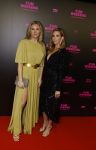 Amsterdam 16 januari 2023
Premiere Fijn weekend in Tuschinski.
De cast bestaat uit oa Sarah Chronis Carolien Spoor Jon karthaus Lisa Zweerman Steef de Bot Kay Greidanus en Aus Greidanus sr. Ellen Hoog met een vriendin