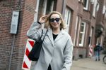 Amsterdam 21 december 2022
Eva Jinek op straat in Amsterdam zuid.