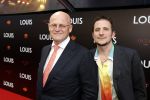Amsterdam 11 april 2022
Premiere documentaire Louis  over het leven van Louis v Gaal in Tuschinski. Louis kwam samen met zijn vrouw Truus. Ferdinand Grapperhaus met zijn zoon