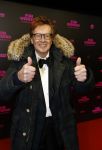 Amsterdam 16 januari 2023
Premiere Fijn weekend in Tuschinski.
De cast bestaat uit oa Sarah Chronis Carolien Spoor Jon karthaus Lisa Zweerman Steef de Bot Kay Greidanus en Aus Greidanus sr. Frank Janssen