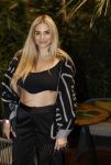 Amsterdam 6 januari 2023
Echte Meisjes In De Jungle 2023, Deelnemers Gaby Blaaser , Louisa Janssen , Diva Maria , Janice Blok , Michella Kox , Lena (Ex on the Beach), Jill Goede Kelly Heruer , Esmee Ipema ,Fabiola Volkers Annebel Visscher en Channah Koerten . Valerio Zeno presenteert het programma. Presentatie was in hotel Jakarta. Gaby Blaaser zwanger kwam met haar vriend