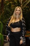 Amsterdam 6 januari 2023
Echte Meisjes In De Jungle 2023, Deelnemers Gaby Blaaser , Louisa Janssen , Diva Maria , Janice Blok , Michella Kox , Lena (Ex on the Beach), Jill Goede Kelly Heruer , Esmee Ipema ,Fabiola Volkers Annebel Visscher en Channah Koerten . Valerio Zeno presenteert het programma. Presentatie was in hotel Jakarta. Gaby Blaaser zwanger kwam met haar vriend