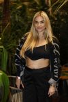 Amsterdam 6 januari 2023
Echte Meisjes In De Jungle 2023, Deelnemers Gaby Blaaser , Louisa Janssen , Diva Maria , Janice Blok , Michella Kox , Lena (Ex on the Beach), Jill Goede Kelly Heruer , Esmee Ipema ,Fabiola Volkers Annebel Visscher en Channah Koerten . Valerio Zeno presenteert het programma. Presentatie was in hotel Jakarta. Gaby Blaaser zwanger kwam met haar vriend