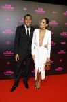 Amsterdam 16 januari 2023
Premiere Fijn weekend in Tuschinski.
De cast bestaat uit oa Sarah Chronis Carolien Spoor Jon karthaus Lisa Zweerman Steef de Bot Kay Greidanus en Aus Greidanus sr. Elize met partner Hedwiges maduro